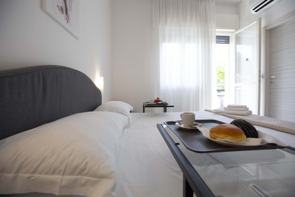 Hotel Elite Cervia Exterior photo