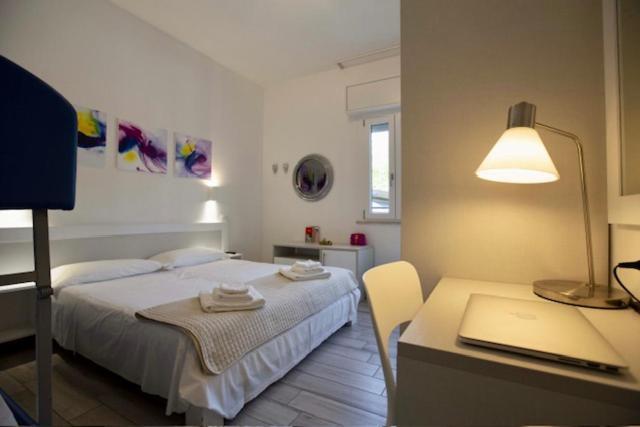 Hotel Elite Cervia Exterior photo