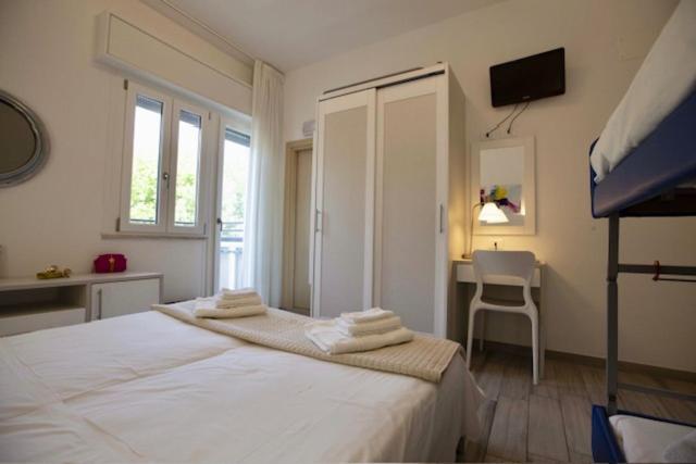 Hotel Elite Cervia Exterior photo